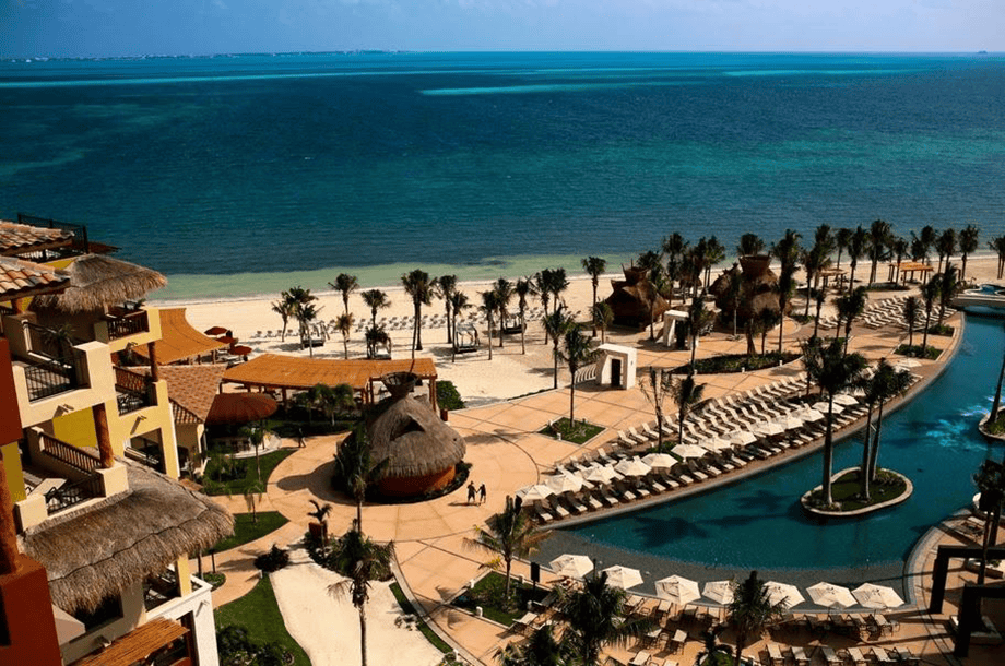 Oceanfront suite in Cancun Mexico - Subsidized vacation club discovery tour package